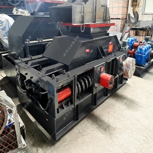 2PG800x600中型對輥制砂機發往安徽