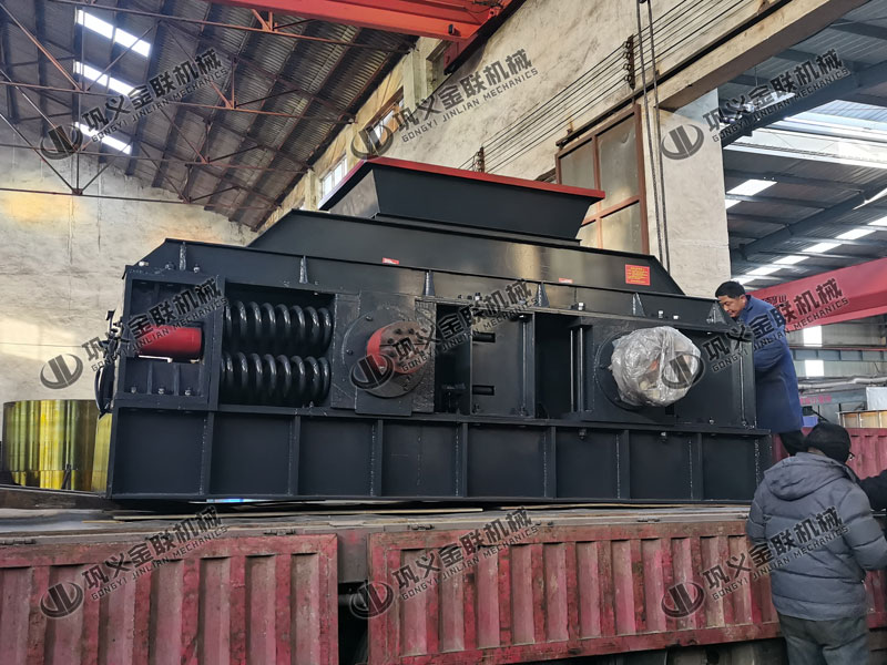 時產100噸對輥制砂機參數是多少,有哪些部分組成