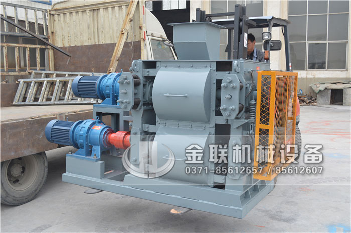 四輥式制砂機(jī)的齒輥磨損了能換嗎，怎么換？