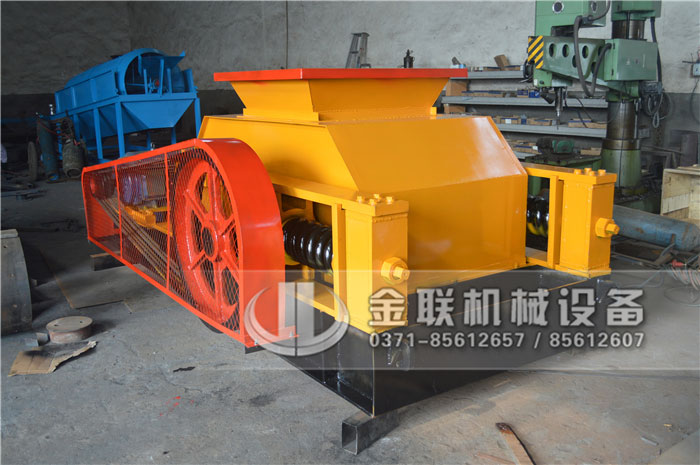 新型狼牙破碎機輥面的焊接有什么特別的工藝 新型狼牙破碎機輥面的焊接有什么特別的工藝