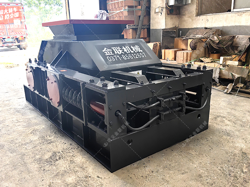 2PG86型對輥破碎機(jī)設(shè)備 發(fā)往重慶