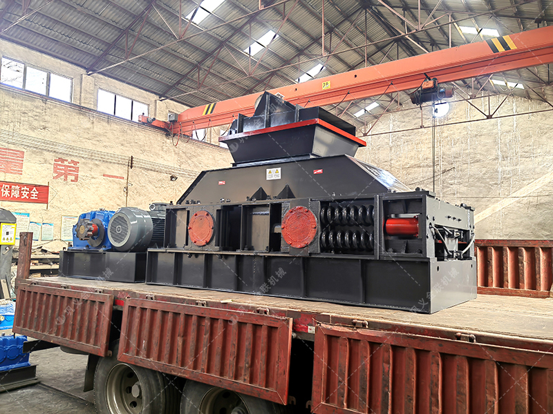 單臺1200x800型對輥破碎機設(shè)備發(fā)貨圖片