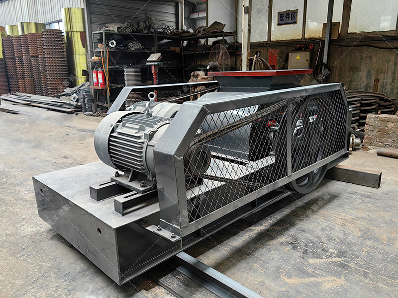 選煤廠為何鐘情雙齒輥破碎機(jī)？操作時要注意啥？