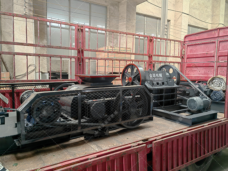 不挑食的 “實力派”：雙齒輥破碎機如何輕松應對礦石開采中的多樣物料？?