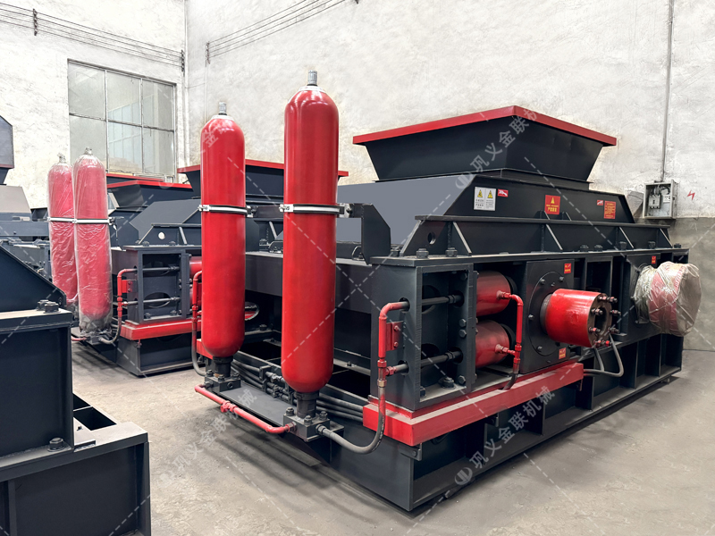 低轉(zhuǎn)速高壓力對(duì)輥制砂機(jī)，憑什么成為高品質(zhì)機(jī)制砂的 “粒形守護(hù)神”？