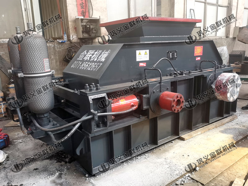 液壓對(duì)輥制砂機(jī)